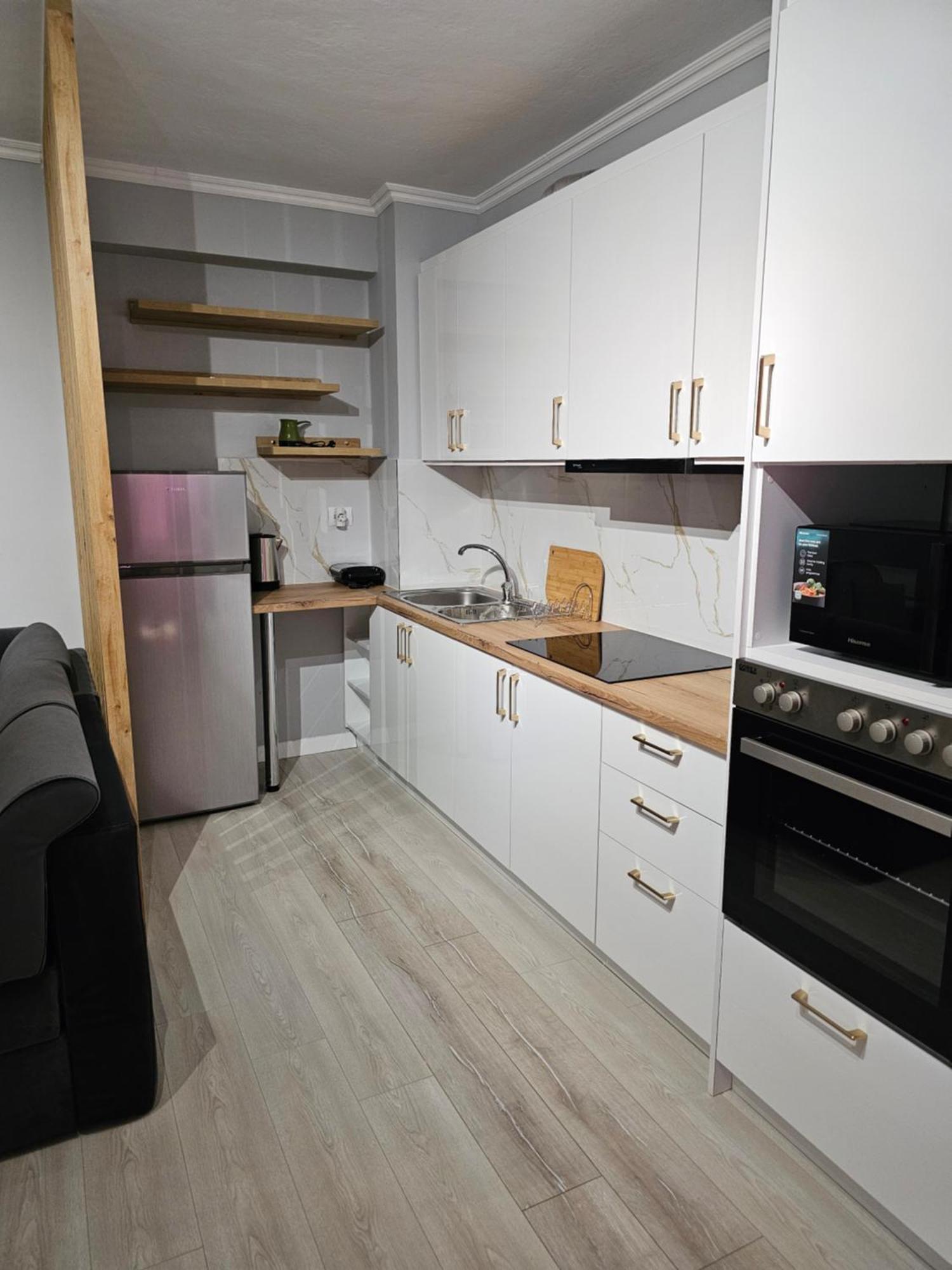 Stephan Apartments ساراندا المظهر الخارجي الصورة